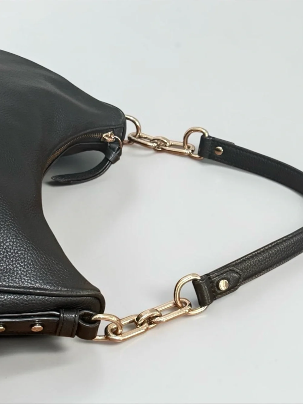Kate Spade New York Black Pebbled Leather Shoulder Hobo with Chain Accents! EUC!